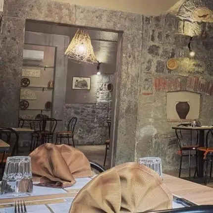 Photo: Taverna Etrusca 